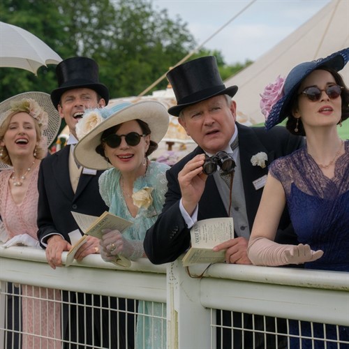 Downton Abbey 1080x1080.jpg